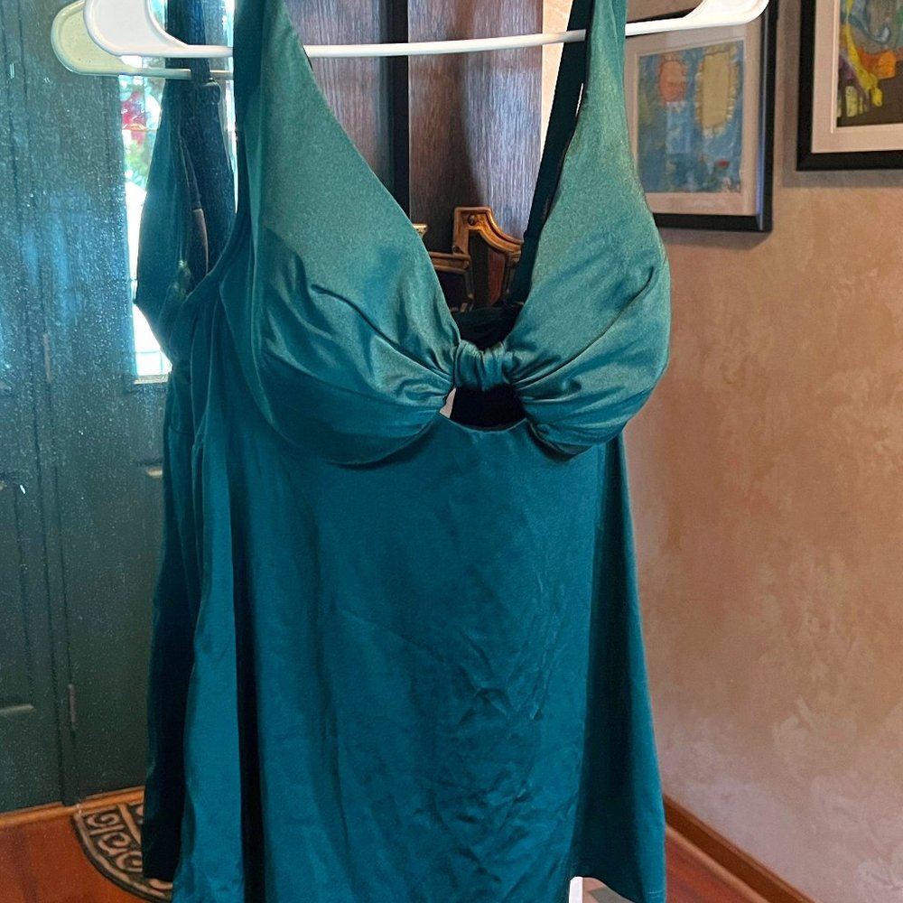 Cacique swimsuit tank NWOT - beautiful green size 40DD